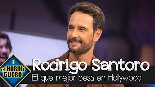 Los trucos de Rodrigo Santoro uno de los actores que mejor besa de Hollywood  El Hormiguero [upl. by Itsirk]