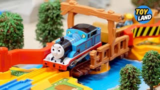 Plarail Thomas The Tank Engine Rotating Bridge TOYLAND [upl. by Cameron127]