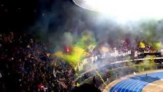 Hellas Verona  Empoli 00 18513 Fumogeni in curva sud Hellas [upl. by Pavia]