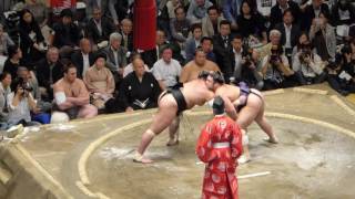 Tochiozan 63  Osunaarashi 63  Sumo  Natsubasho 16 [upl. by Aniloj]