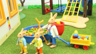 Osterhasen in der Kita Playmobil Film seratus1 stop motion Ostern [upl. by Nivalc375]