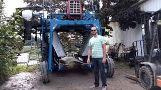 How a Grape Picker Works Plus a quick ride through a concord grape vineyard [upl. by Towney507]