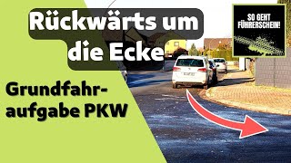 Grundfahraufgabe Klasse B  Kurve rückwärts nach Rechts  Führerschein [upl. by Ynnavoeg]