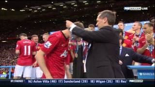 Manchester United 2013 Barclays Premier League trophy presentation [upl. by Retswerb645]