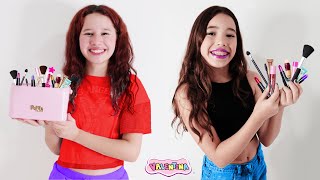 💄 Valentina e Nikole querem a mesma MAQUIAGEM para crianças [upl. by Eanram]