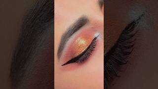 Golden glitter eye makeup  Classic Golden Glitter Eye Makeup Tutorial  5 MINUTE EASY Sparkly eye [upl. by Ettena4]