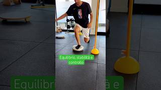 Equilibrio propriocezione e rinforzo di ginocchio e caviglia corsa padel triathlon [upl. by Wei872]