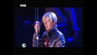 DAVID BOWIE  FAME  LIVE 2003 [upl. by Anenahs]