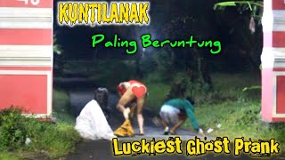 Kuntilanak paling beruntung tarik sarung targetnya Auto bugil🤣🤣 prank paling bar bar kocak lucu🤣 [upl. by Robinett]