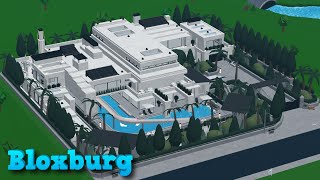 Modern Mansion 🏠 quotKATMODA IIquot  EMPTY MANSION EXTERIOR TOUR  BLOXBURG ROBLOX  Prismatized [upl. by Emmuela]