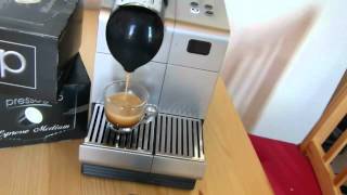 Pressogno Kaffeekapseln in der DeLonghi Lattissima Plus Nespresso Maschine [upl. by Eerbua16]