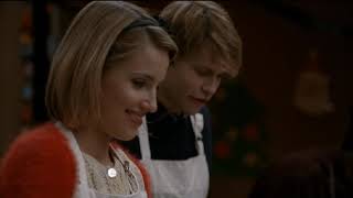 GLEE  Full Performance of Do They Know Its Christmasquot from quotExtraordinary Merry Christmasquot [upl. by Ais]