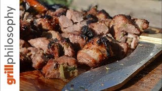 ΚΟΝΤΟΣΟΥΒΛΙ ΧΟΙΡΙΝO ΜΕ ΠΡΑΣΟ  Pork skewers with leek [upl. by Ahseel]