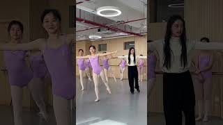 Daily dance training for girls  soft and flexible body！Dance Girls！ [upl. by Leesen]