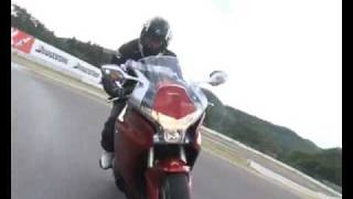 1er essai moto Honda VFR1200F Japon 2009 par MotoStation [upl. by Uok]