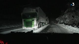 950 naufragés de la route en HauteLoire à cause de la neige [upl. by Aneehsar]