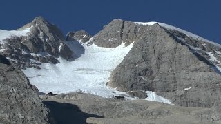 Marmolada Punta Penia 3342mt Via normale del ghiacciaio [upl. by Lonergan]