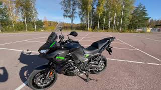 Kawasaki Versys 1000 2023 with Givi 4126ST Windscreen [upl. by Say]