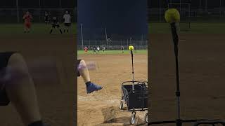 HITTER VS DEFENDER WHO DID IT BETTER slowpitchsoftball slowpitch miken [upl. by Paderna]