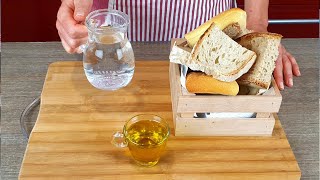 Se hai il pane raffermo prepara questa ricetta economica e gustosa🍕 Pizza di pane Bread pizza [upl. by Rahab]