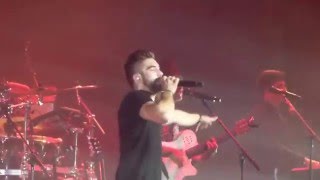 Concert de Kendji à Marseille 19 mars 2016  Andalouse [upl. by Htebarual]