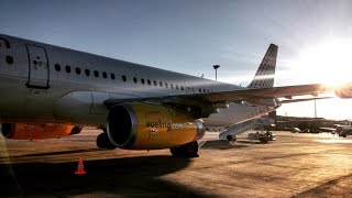 Volo Vueling Napoli  Barcellona [upl. by Mialliw]