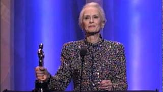 Jessica Tandy Wins Best Actress 1990 Oscars [upl. by Liss]