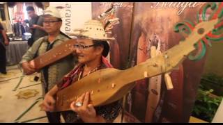 A breakthrough for Sarawaks traditional sape music [upl. by Durkee190]