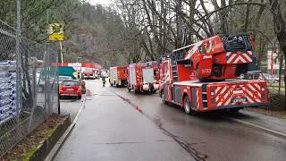 Schramberg Erdrutsch verschüttet Parkplatz [upl. by Yleen]