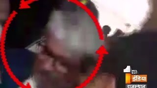 Live Video  Filmmaker Sanjay Leela Bhansali slapped by Karni Sena in Jaipur [upl. by Nera828]