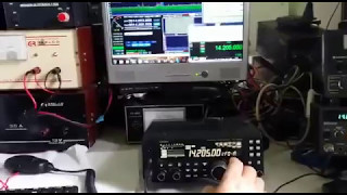 panadapter yaesu FT450D [upl. by Asiulairam]