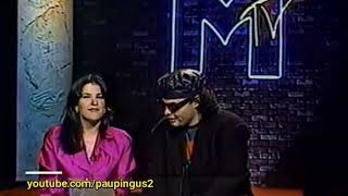 Martha Debayle y Claudio Yarto Comentando los VMAS 1992 [upl. by Nyrac800]