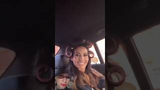 ELISABETTA GREGORACI va in giro con i bigodini 😆 [upl. by Sul]