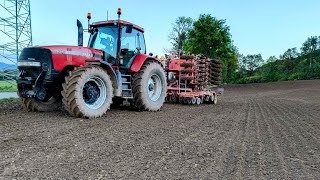 Siew pszenżyta  timelaps Magnum MX270 vs Vaderstad Rapid 6m [upl. by Bronder]