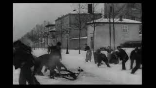 The First Film with a snowball fight  Bataille de neige  Lumière 7 February 1897 [upl. by Sy]