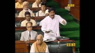 Shri Pramod Mahajan on 28 10 1999  Intervene on Presentation of Petition to privatization of LIC [upl. by Prudy]