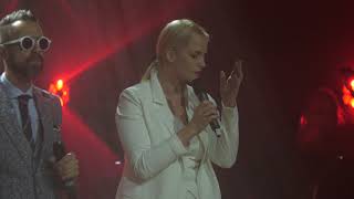 Linas Adomaitis  Mylėt nelengva feat Inga Jankauskaitė Live 20 metų scenoje [upl. by Nosreg185]