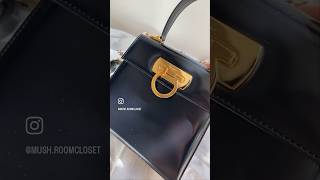 Salvatore Ferragamo Gancini Iconic Top Handle  ディオール カロ ポーチ  フェラガモ ガンチーニ 2wayバッグ ferragamogancini [upl. by Sherborne64]