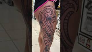 Women’s Polynesian thigh tattoo Hawaii [upl. by Nrublim]