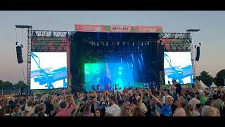 Veronica Maggio  Jag Kommer Lollapalooza Stockholm  2nd July 2022 with Lyrics [upl. by Valaria]