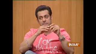 Salman praises Ranbir Kapoor in Aap Ki Adalat [upl. by Amehsyt177]