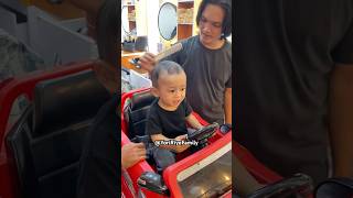 Malam Ini Adik Rayyan Mau Potong Rambut dibarbershop sambil naik mobilmobilan [upl. by Edahs]