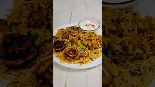 how to make prawns biryanirestaurant style prawns biryaniकोळंबीshortsbiryanircipe [upl. by Nnyleahs832]