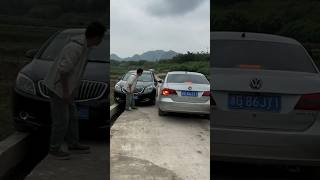 A road that even experienced drivers dare not take narrow road car meeting skills viral shorts [upl. by Atnes]