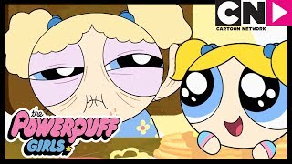 Les Super Nanas  Les mamies les plus cool de lécole  Cartoon Network [upl. by Eardnoed]