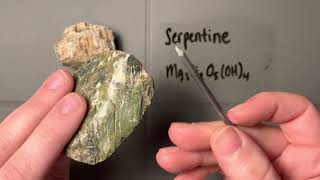 Mineral  Phyllosilicates  Serpentine [upl. by Odoric]