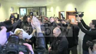 David Beckham leaving Paris hospital and arriving at Parc des Princes PSG [upl. by Cran]