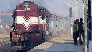 15036 Uttarakhand Sampark Kranti Express [upl. by Nnylsia230]