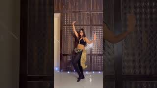 Ultimate Dance Routine Everyone Is Talking About  Aarushi Kapoor  Belly dance  I Wanna DumTek [upl. by Harshman570]