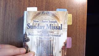 How to use the New Saint Joseph Sunday Missal Prayerbook and Hymnal during holy Mass long version [upl. by Ruth779]